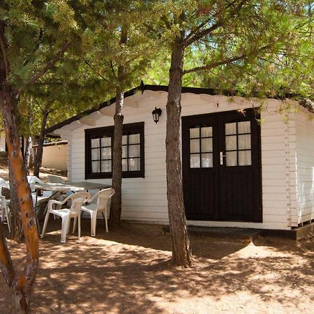 Camping Valdearenas Iznájar Eksteriør billede