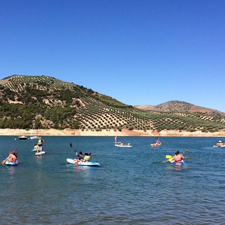 Camping Valdearenas Iznájar Eksteriør billede