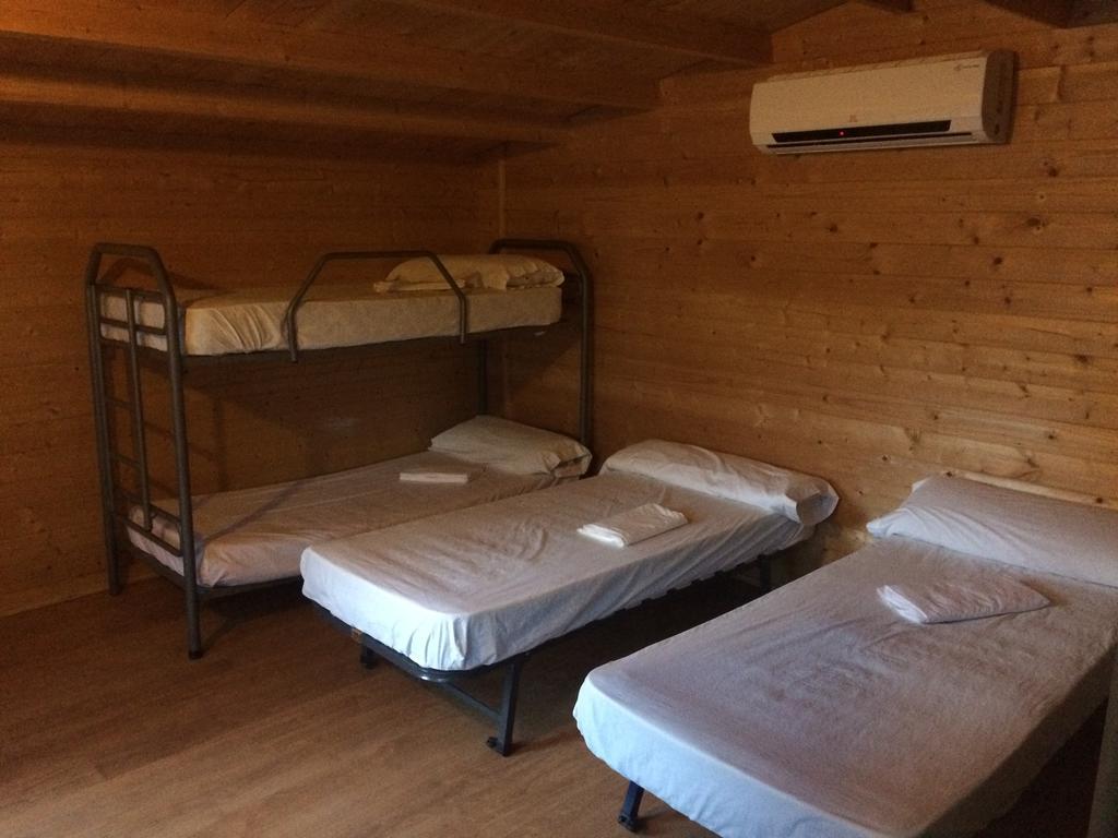 Camping Valdearenas Iznájar Eksteriør billede