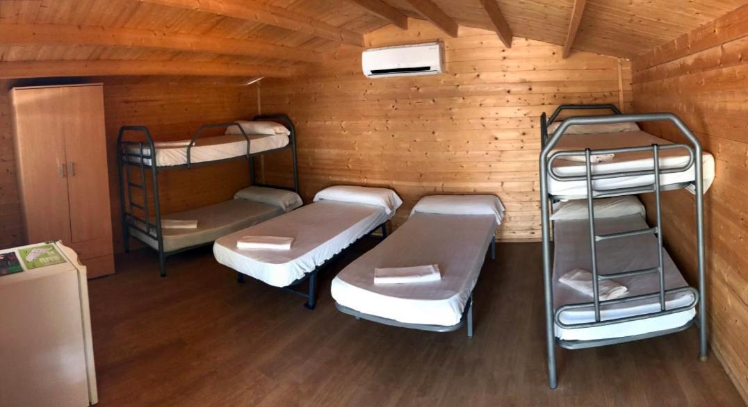 Camping Valdearenas Iznájar Eksteriør billede