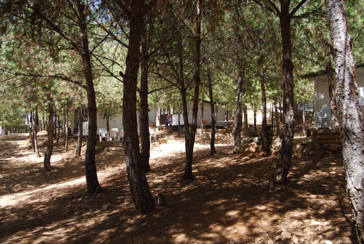 Camping Valdearenas Iznájar Eksteriør billede